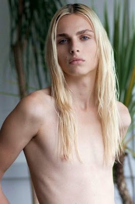-an-Australian-androgynous-model.jpg