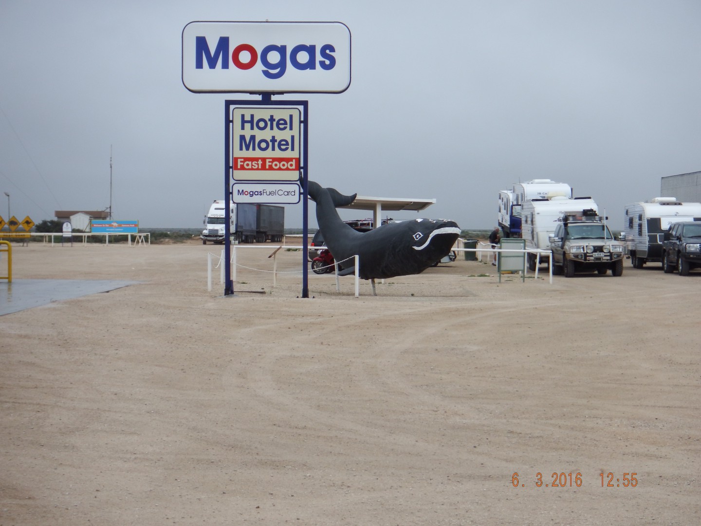 Nullarbor Roadhouse.JPG