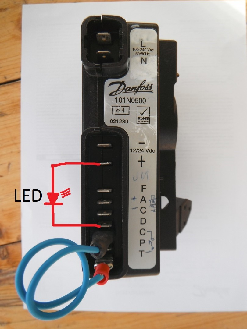 101N0500 Controler_1.JPG